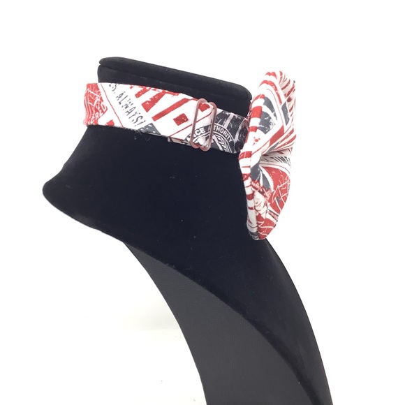 Loki Handcrafted Bow Tie - 01 - Comic Book Collection - Picture 8 of 15